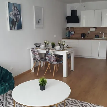 Szmaragdowy Zakatek Апартаменты Колобжег